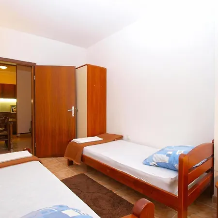 Fuer 5 Personen Ca 50 Qm In Banjole, Istrien Istrische Riviera Apartment *